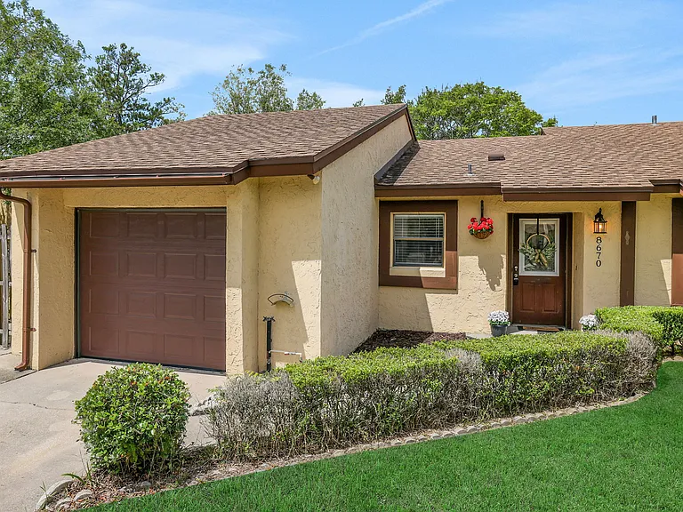 8670 Purslane Pl — Photo 3