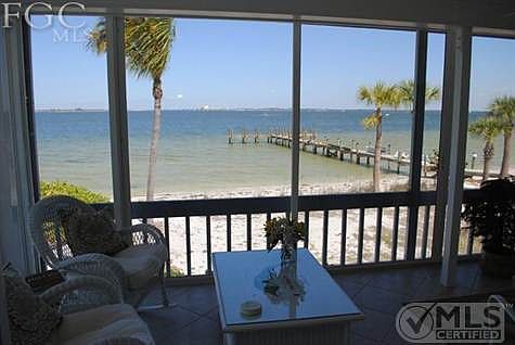 1st image of 293 Ferry Landing Dr