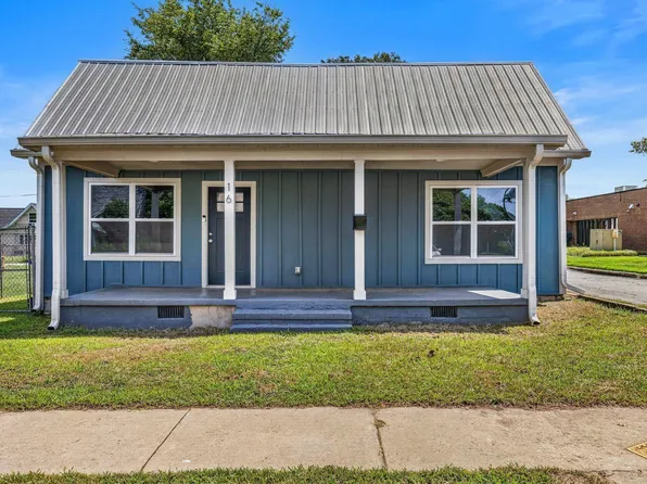 16 Welch St, Greenville, SC 29605