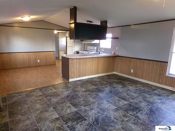 4th image of 2418 Arapahoe Trl