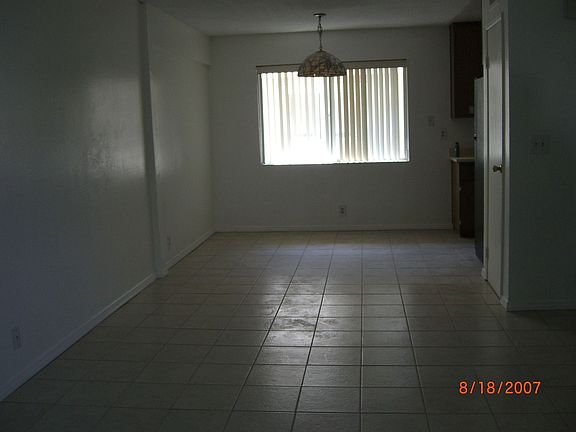 3rd image of 13880 Sayre St Unit 3