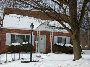 170 Lynn Dr, Pittsburgh, PA