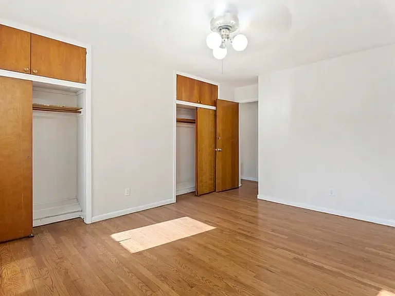 Master Bedroom his/hers closet