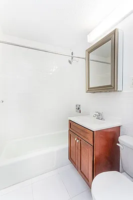 Rented by Living New York | media 9