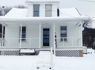 58 Mountain Road, Overlook, PA 17860