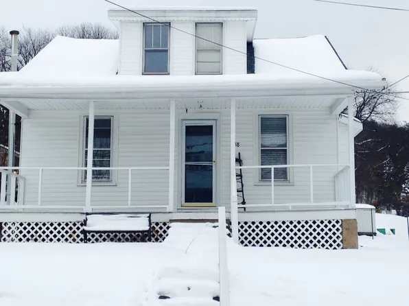 58 Mountain Road, Overlook, PA 17860