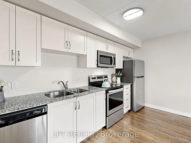 104 Summit Ridge Dr — Photo 24