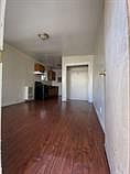 2nd image of 3007 Sierra St