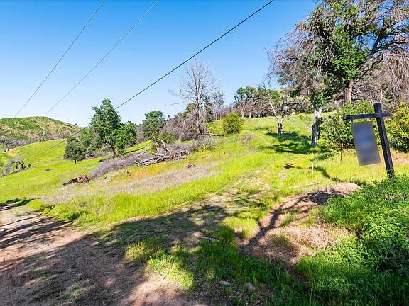 3rd image of 3379 Shale Peak Lane