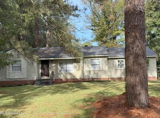 124 S Sunset Ter, Jackson, MS 39212