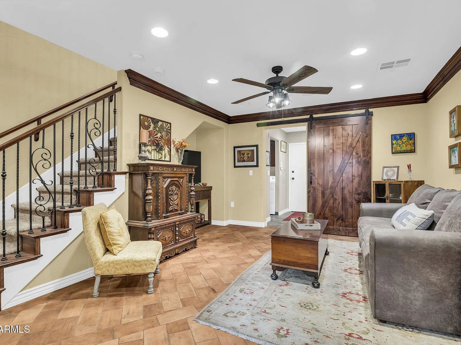 3 bed, 3.5 bath, 2104 sqft, $2,995 — Photo 1