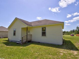 124 S Burgess St, Fouke, AR 71837