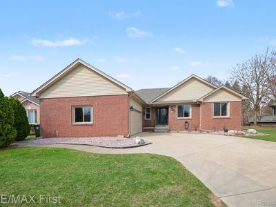 47985 Fox Chase Ct, Shelby Township, MI, 48315