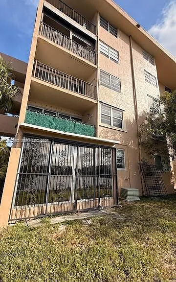 8895 Fontainebleau Blvd #111 — Photo 30