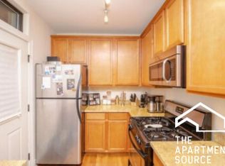 3433 N Lakewood Ave APT 3, Chicago, IL 60657