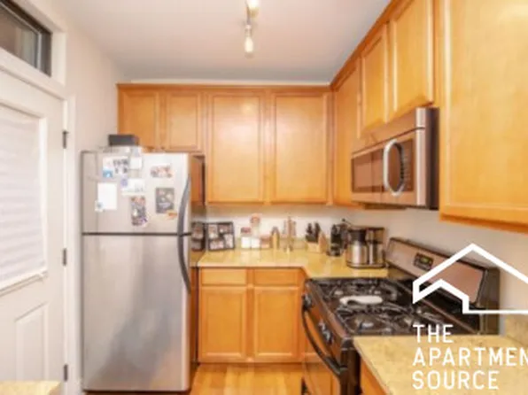 3433 N Lakewood Ave, Chicago, IL