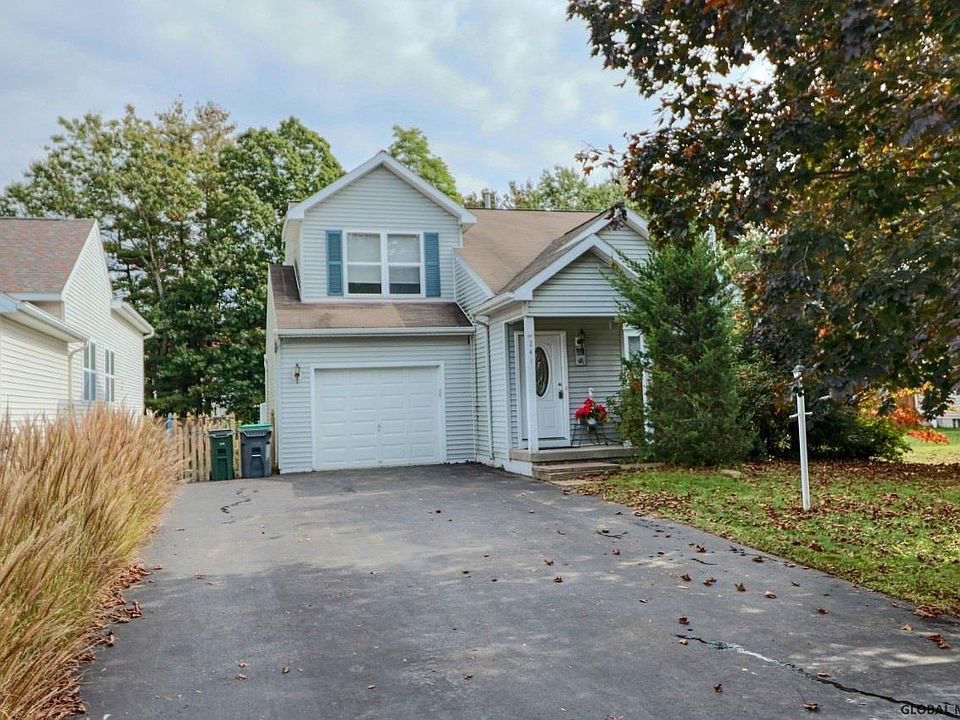 1st image of 241 Meadowlark Dr