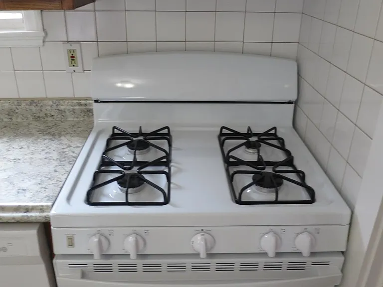 93 Flint St #2A — Photo 4