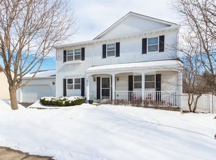 1640 Furman Dr, Naperville, IL 60565