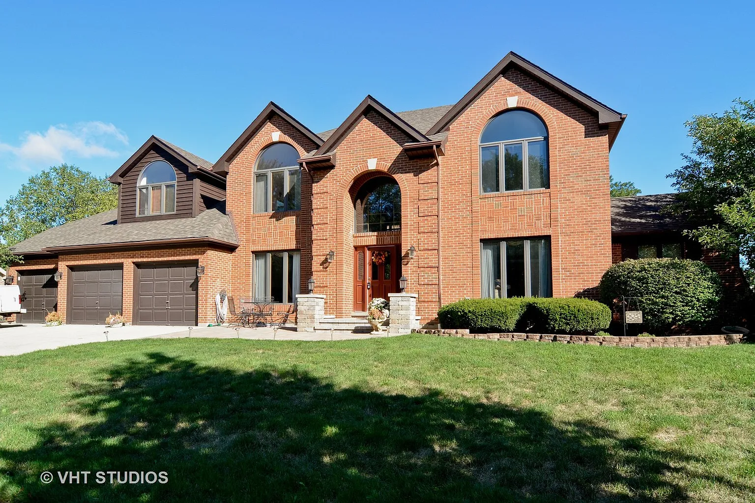 1140 W Wood Ave photo 1
