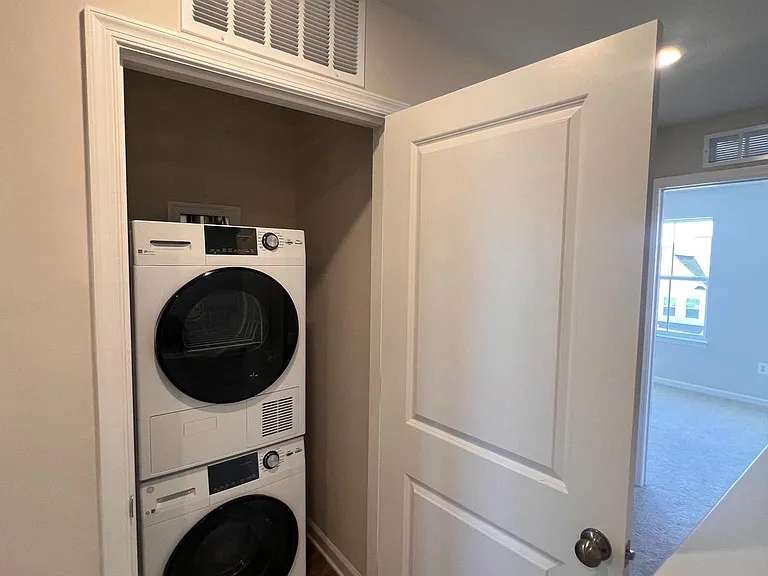 349 Short Branch Dr — Photo 15