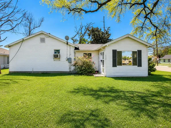1100 Arkansas St, Lake Charles, LA 70607