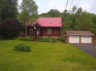 5603 Valley Rd, Oriskany, NY 13424