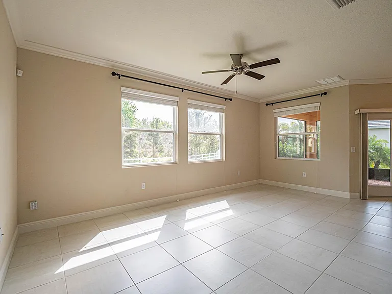2576 Saint Lucia Cir — Photo 23