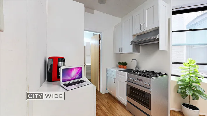 Rented by City Wide Apartments | media 10