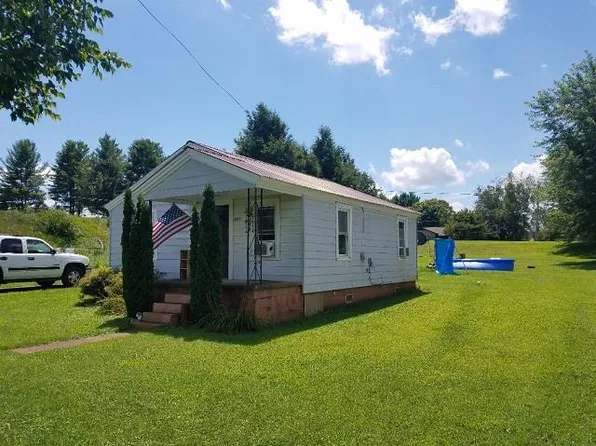 2480 Fairview Rd, Galax, VA 24333