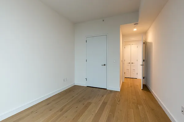 Rented by Stonehenge NYC LLC | media 7