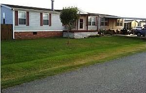 1st image of 203 Breezy Ln