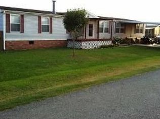 203 Breezy Ln, Youngsville, LA 70592