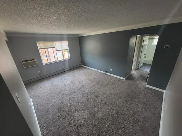 8259 Schaefer Hwy, Detroit, MI