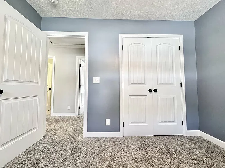 1057 Brightwood Ct — Photo 38