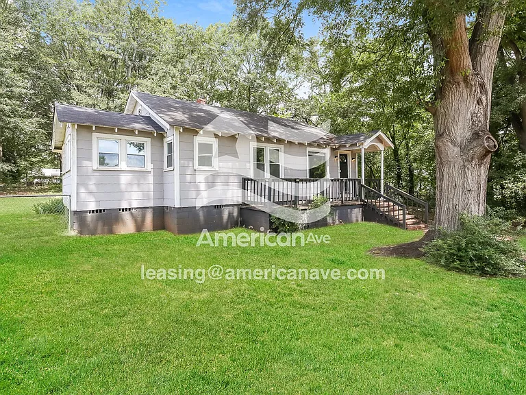25239_001_front_view_2.jpg