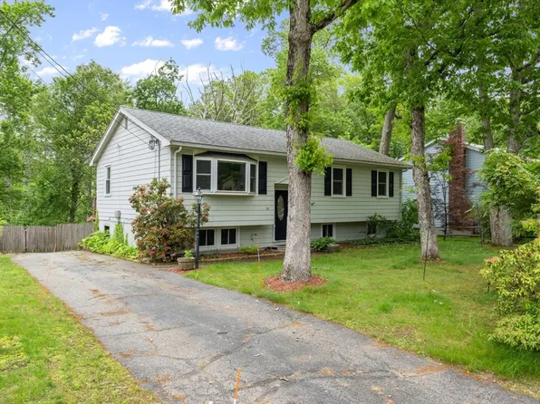 13 Karen Cir, Holliston, MA 01746