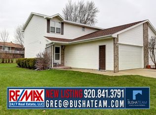 1933 Anita Ct, Appleton, WI 54913