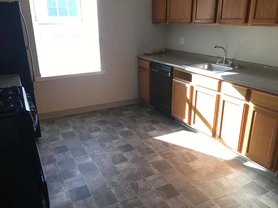 176 Bigelow St #2