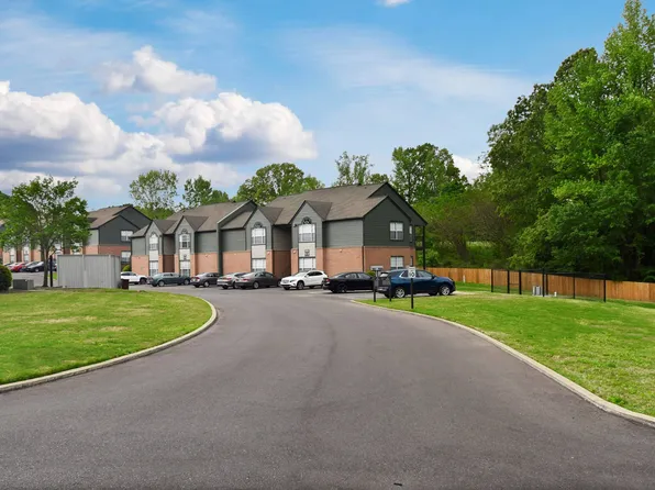 The Easton Apartment Homes