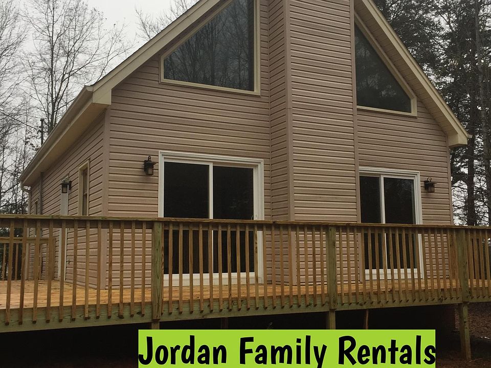 Large wrap around deck on 505 Old Stagecoach Road, Easley, SC