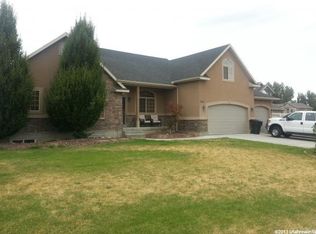 1541 N 1375 W, Clinton, UT 84015