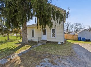 532 E Broad St, Linden, MI 48451