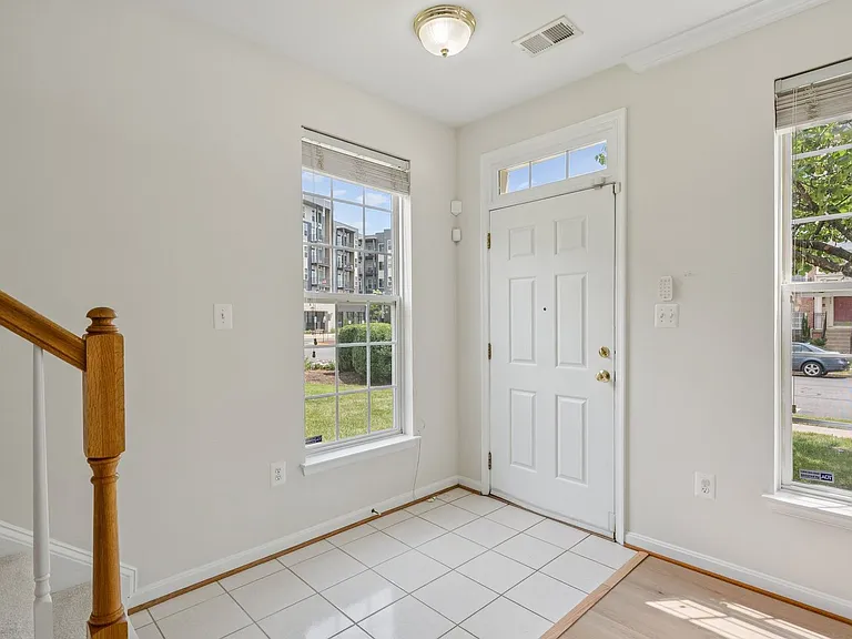 15503 John Diskin Cir #32 — Photo 6