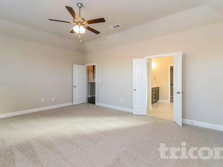 133 Constitution Dr — Photo 10