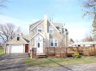 190 Alpine Rd, Rochester, NY 14612