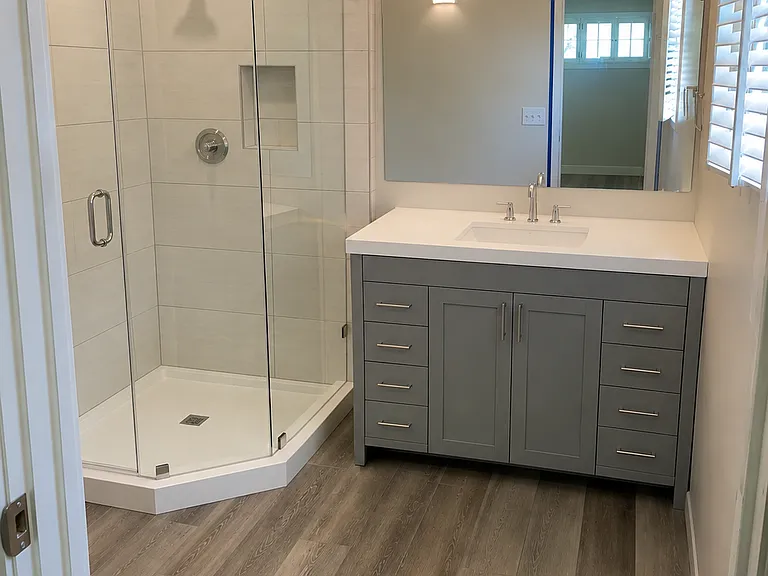 Ensuite Bathroom for bedroom
