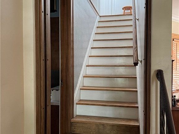 5th image of 1407 Lynn Park Dr