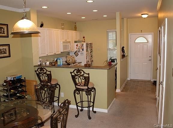 kitchen, dining, foyer