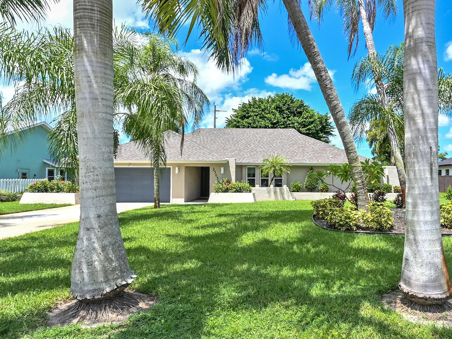 2305 Kings Lake Blvd — Photo 4